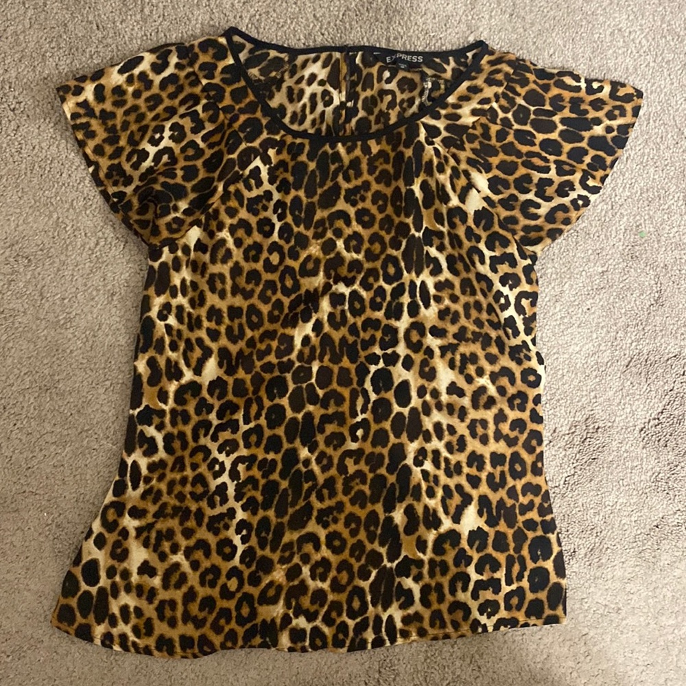 Xtra Small Cheetah Print Short Sleeve Express Top XS